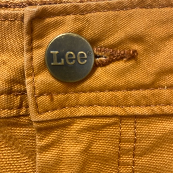 Lee Women's Rust Cargo Shorts - Picture 14 of 14